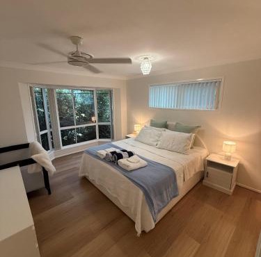 Pet Friendly - Plunge Pool Canal Sunset View - Private Jetty in Bongaree