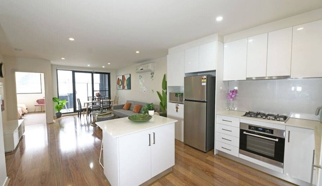 Preston Spacious Apartment fully self-contained Parking Wi-Fi in Preston