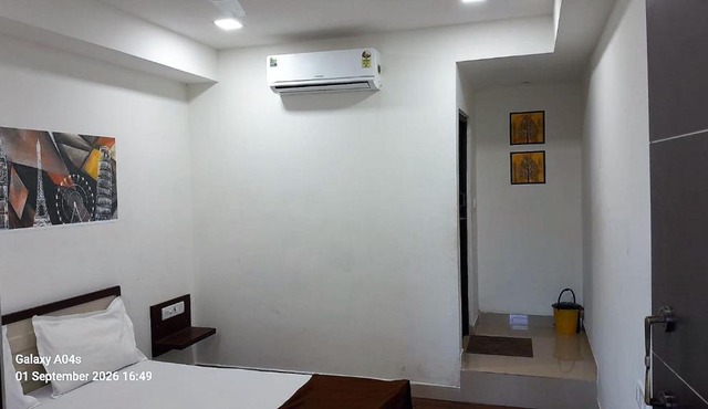Priya Residency in Uttiramerūr