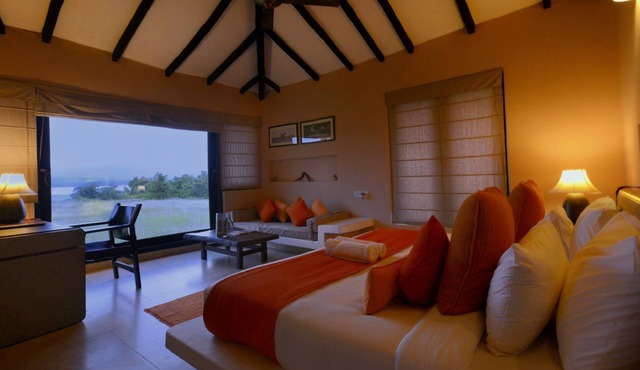 Pugdundee Safari- Denwa Backwater Escape in Sohagpur