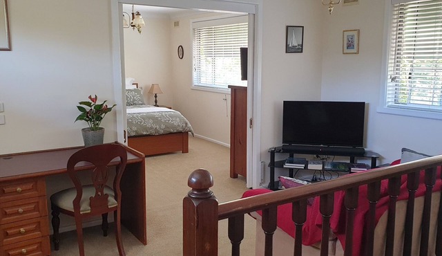 Quality B & B close to Blackburn Lake in Melbourne's Eastern Suburbs in Blackburn