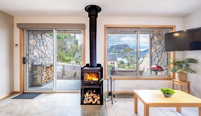 Quartz (FS7) - Freycinet Holiday Houses in Coles Bay
