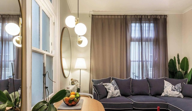 Quiet Art Deco 3BR Retreat in the Heart of Potts Point in Potts Point