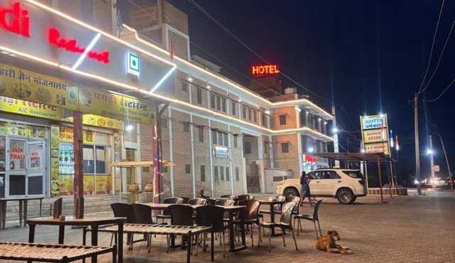 Radhika Resort in Phalodi