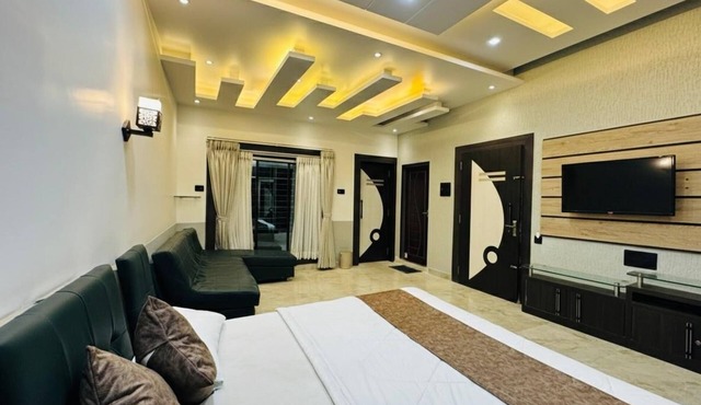 Ramatva Stays in Varanasi