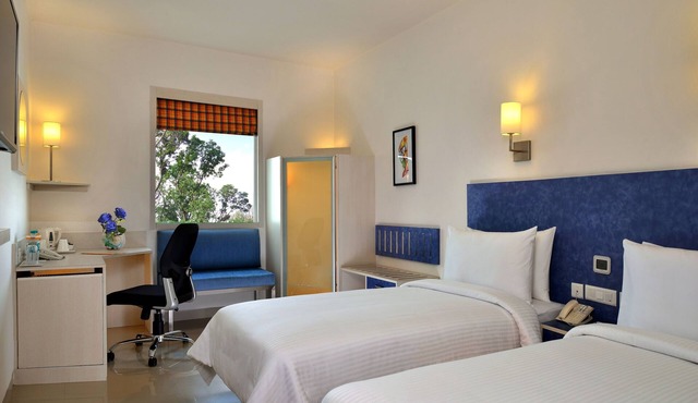 Red Fox by Lemon Tree Hotels, Bhiwadi