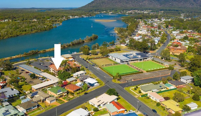 Relax @ Riverview - 2 bedroom unit in North Haven, close to river and Bowling Club in North Haven