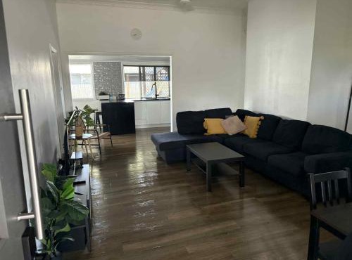 Retreat on Murray - Pool, Playground, Huge Deck! in Rockhampton
