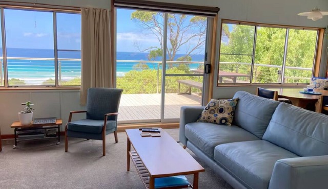 Retro Beach house for 2 in Separation Creek