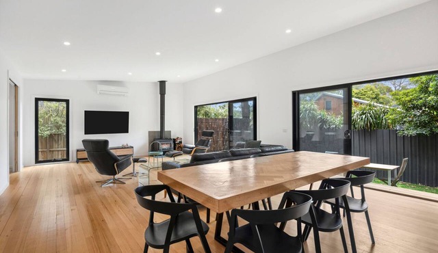 Riverside Escape in Anglesea