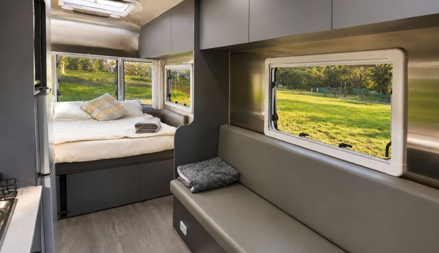 Romantic Caravan Glamping Retreat in Rawson, Gippsland in Rawson