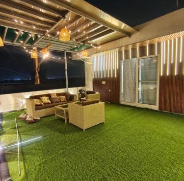 Rooftop Retreat