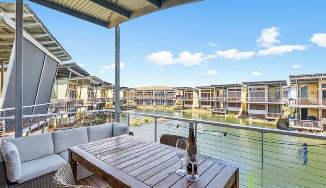 Room for Everyone | Lagoon-Front, Pools & Beach Access in Normanville