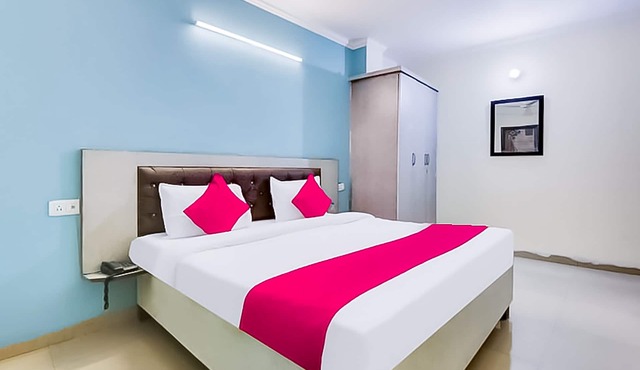 Roomshala 118 Hotel Acclaim 7 sky