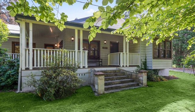 'Rosalba' The Old Dairy Farm 3-Bed Cottage in Avoca
