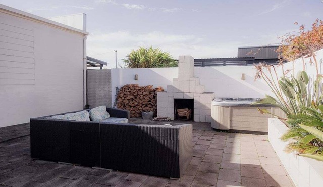Ruby SoHo Spa Villa - Port Sorell in Latrobe