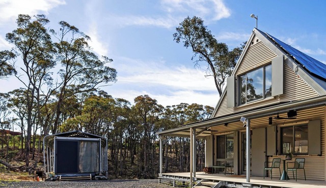 Rural retreat on the doorstep of the Macedon Ranges in Macedon