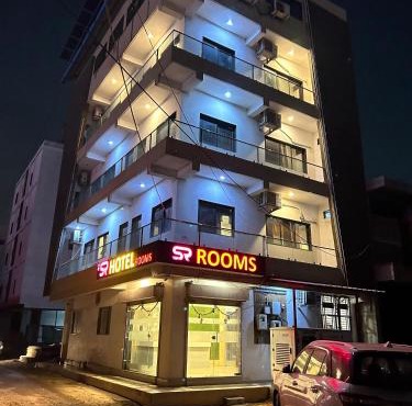 S R Hotel in Surat