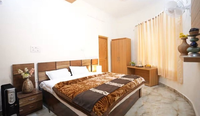 Saalak Suites On HIlltop