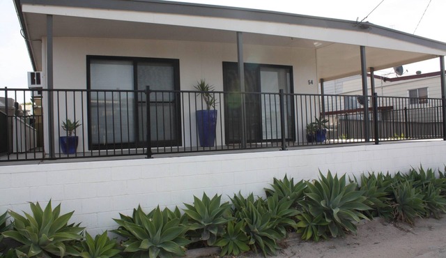 Salty Verandah - Perfect position in the Original Township in Marion Bay