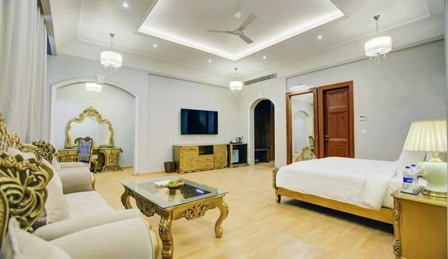 Sarovar Portico Saharanpur