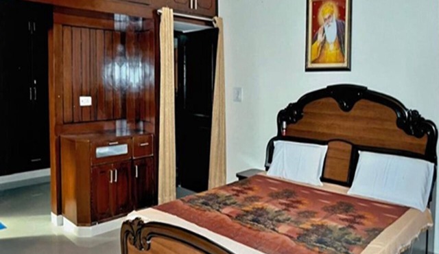 Sartaj Home Stay