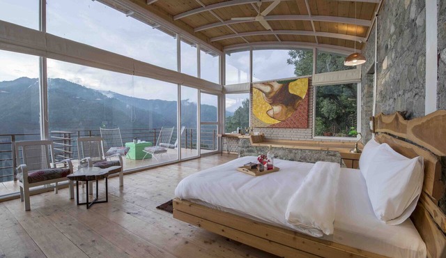 Seclude Ramgarh, Cliff's Edge
