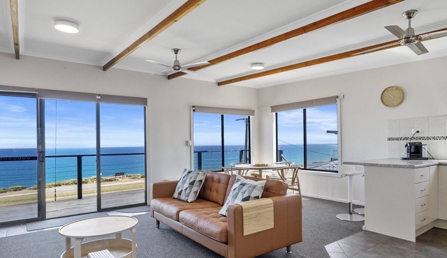 See-Sea House ~ Sellicks Beach - A quintessential 2-bedroom beach shack located on the stunning Sellicks Beach beachfront in Sellicks Beach