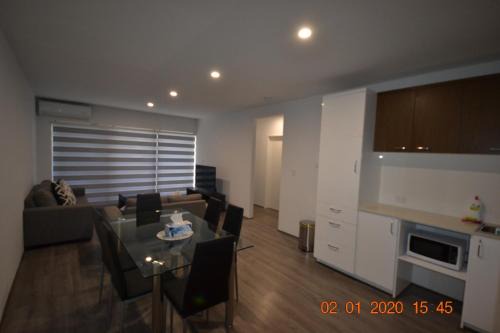 Self contained Two Bedroom Apartment in Kelmscott