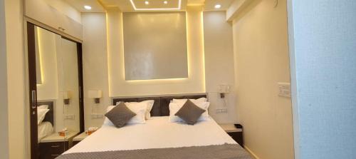 Service Apartment in Haridwār
