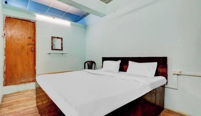 Shree Radhe Krishna Guest House in Jhansi