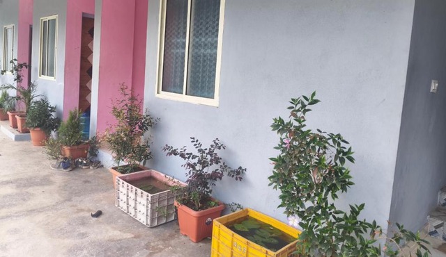 Shreshta lodging in Bālehonnūr