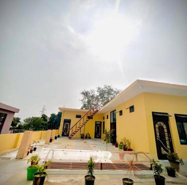 Shri Ji guest house in Mathura