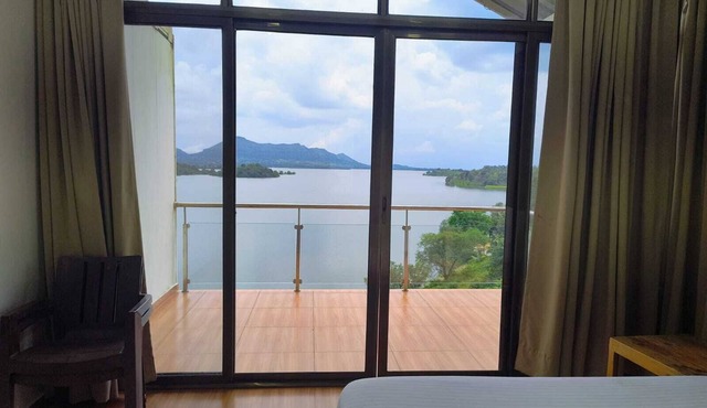 Shvas Island Resort in Igatpuri