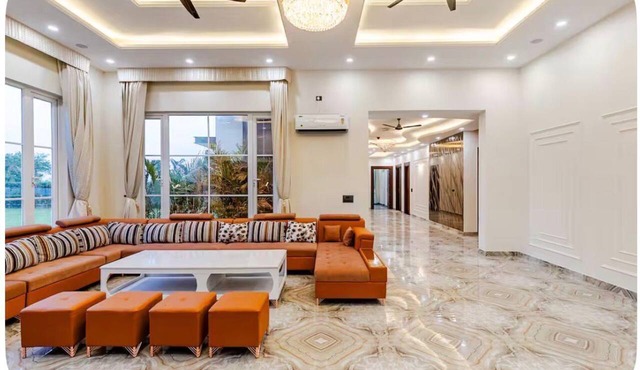 Skynest Farm Stay