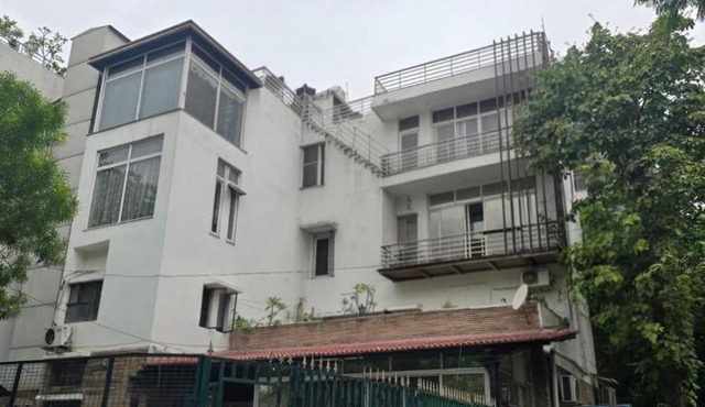 SLepYY FoX - Backpacker Hostel in Greater Kailash