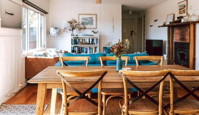 sloop cottage | beachfront | vibes in Break O'Day