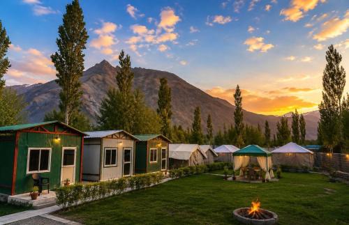 Snowpeak Retreat