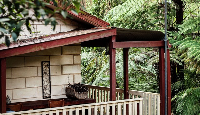 Spa Cottage@FernglenForestRetreat in Mount Dandenong