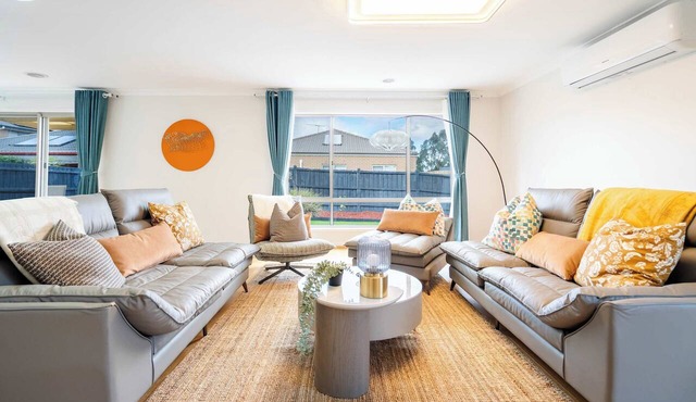 Spacious 4B House in PointCook in Point Cook