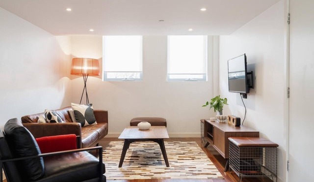 StayCentral - Northcote Loft - 3/8 Short Street, Northcote in Northcote