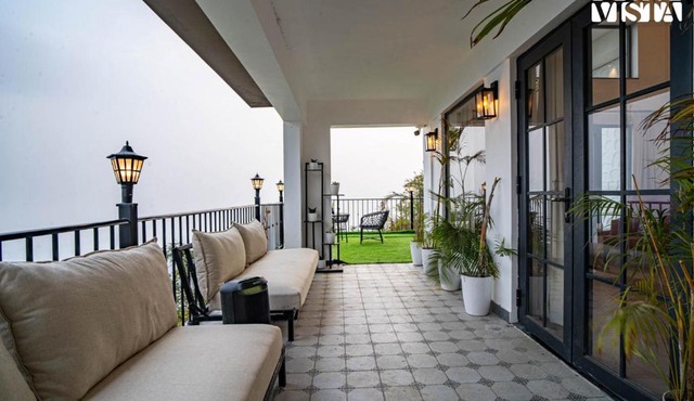 StayVista at Bourbon Sky with Bonfire, BBQ, Lawn in Mussoorie