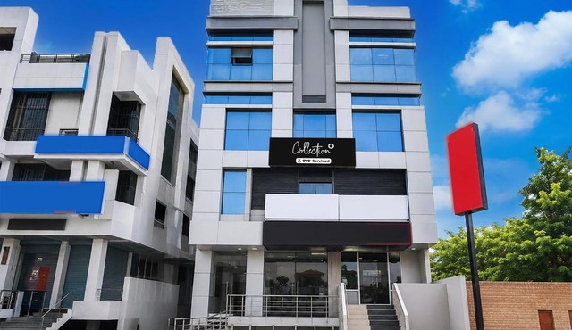 Super Collection O Hosepet College Road Formerly Mega Inn