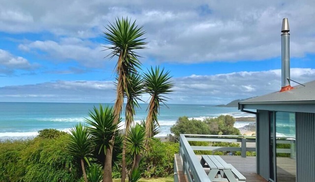 Surf Shack - Beach Front in Separation Creek
