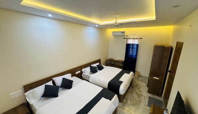 Thamarassery INN Luxury and Budget Rooms