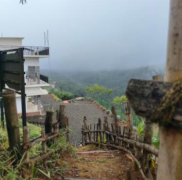 Thazhvaram Pool Villa Idukki Calvary Mount