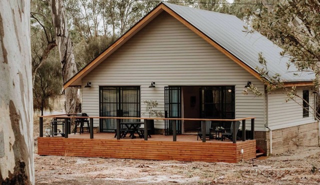 The Barn - On Cockatoo Lane in Sandy Creek