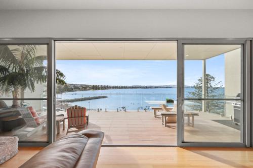 The Bluff Villa 4-121 Franklin Pde Encounter Bay - Linen Included in Encounter Bay