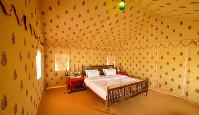 The Captain Desert Camp