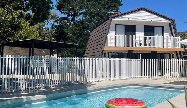 The Coastal Oak - Pool | Linen and Towels | Pets | Wifi in Carrickalinga